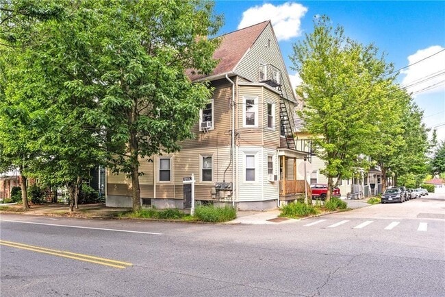 Photo - 4 Poplar St