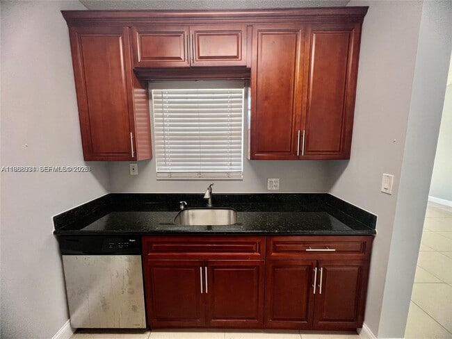 Photo - 660 Cypress Club Way Unit G11