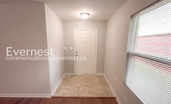 Photo - 193 Sagebrook Dr