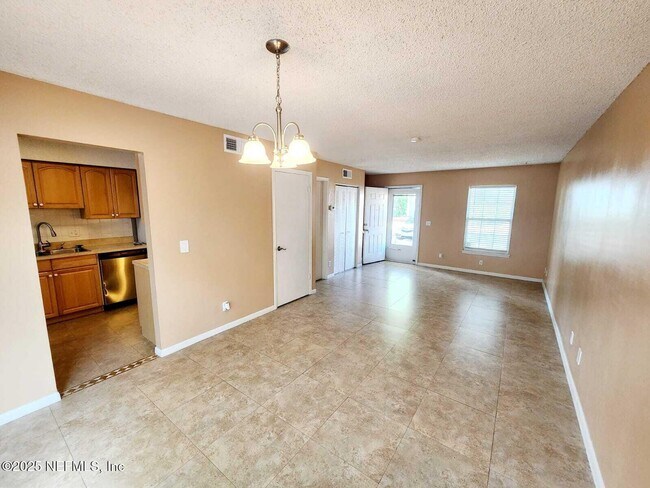 Photo - 229 Kettering Ct