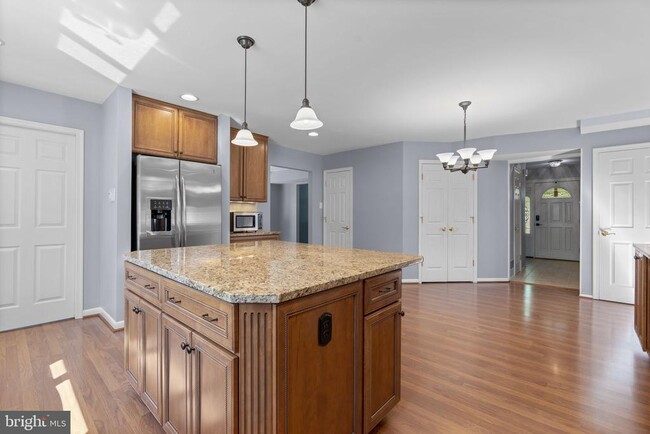 Photo - 4706 Bates Dr