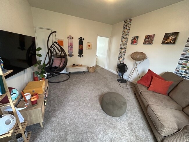 Photo - 64 S Charlotte St Unit 2