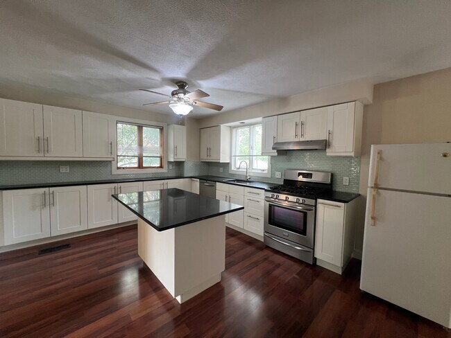 Photo - 60 Homer Ave Unit 1