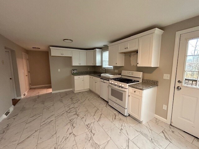 Photo - 38 Reservoir St