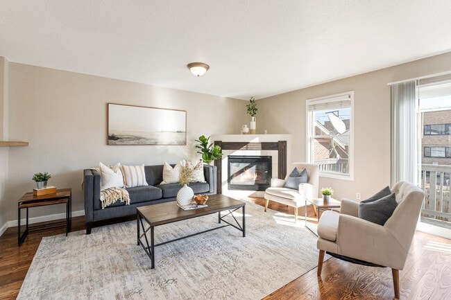 Photo - Charming 3 Bedroom Townhome in Highlands Neighborhood