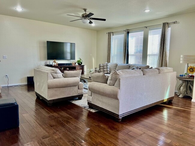 Photo - 10488 Evansville Cir