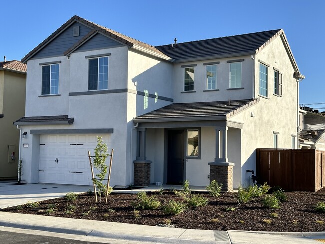 Vista lateral - 3475 Williamson Dr