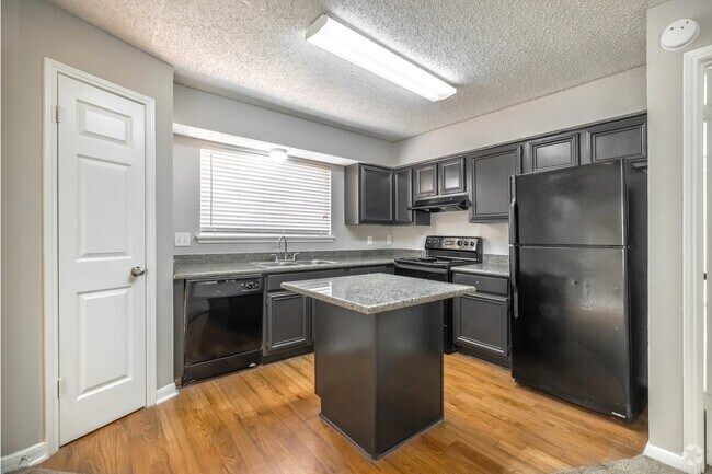 1BR, 1BA - 803SF - Kitchen