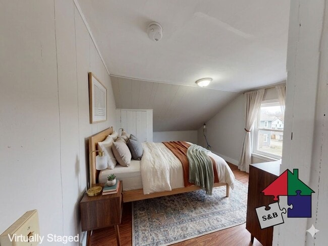 Photo - Save Big This Winter! 3BR Cottage – Heat Included!