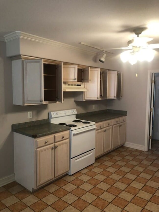 Photo - 1309 Golf Dr SW Unit A