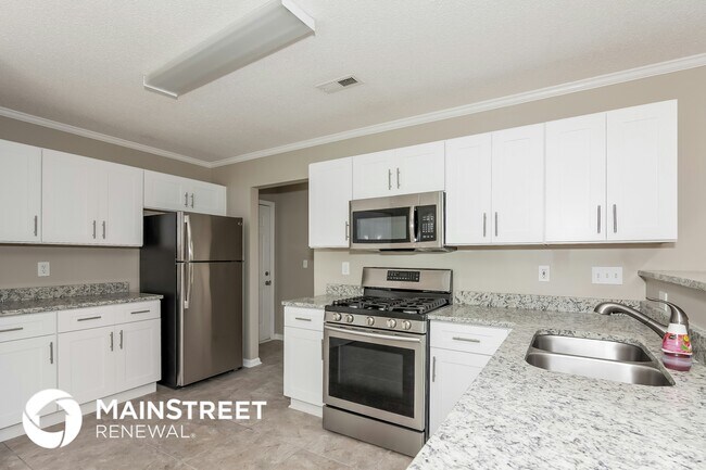 Photo - 202 Forest Pond Rd