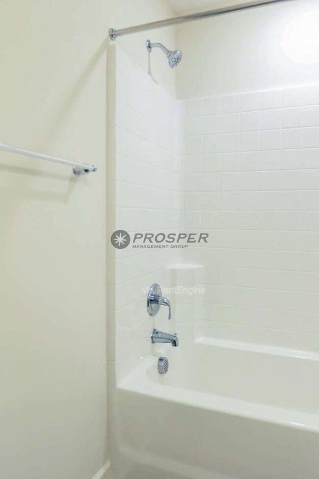 Photo - 16 Jaycee Ct