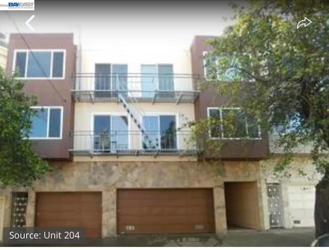 Building Photo - 117 Day St Unit 103