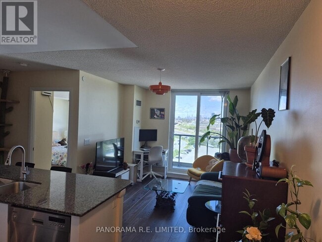 Photo - 205 Sherway Gardens Rd Unité 1006