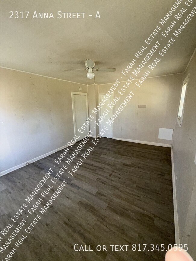 Photo - 2317 Anna St Unidad A