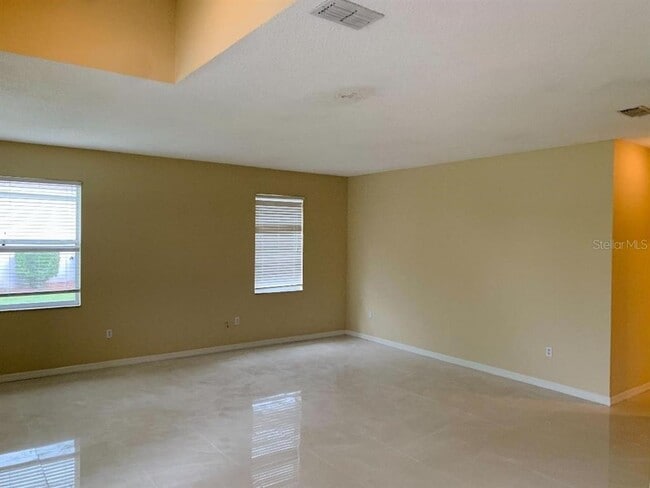 2783 Berkford Cir