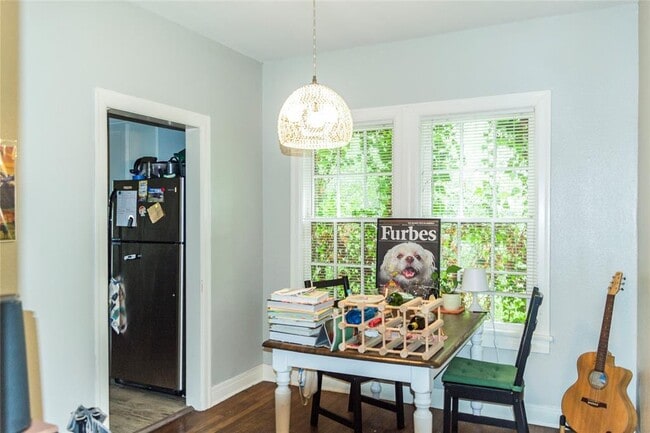 Photo - 1918 Robbins Pl