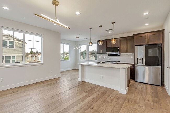 Photo - Stunning Home with Modern Upgrades and Pri...