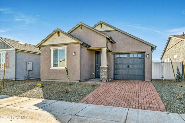 Photo - 175 N Village Way