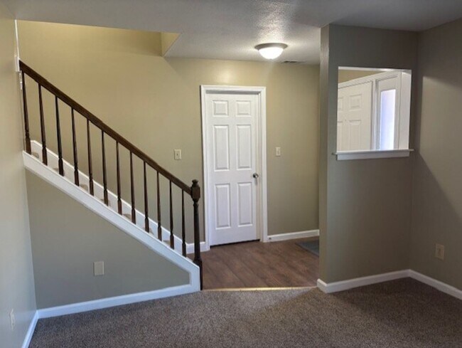 Photo - 1090 Wilkins Dr