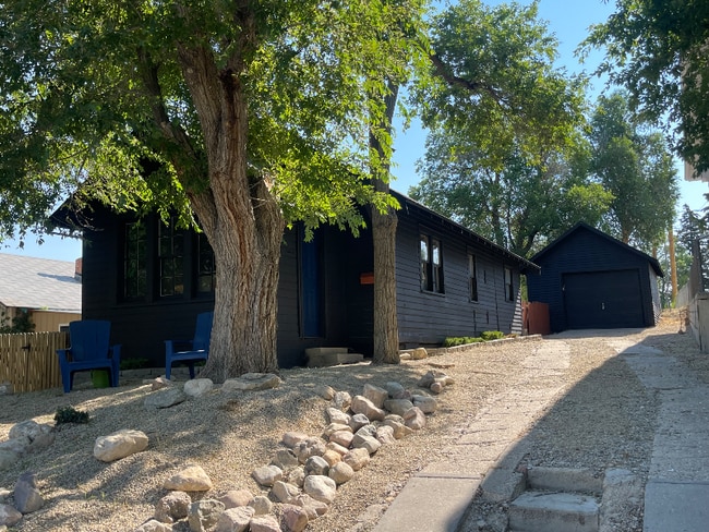 Photo - 627 S Melrose St