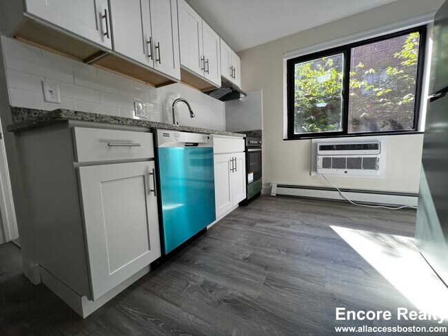 Photo - 15 Chester St Unit 24