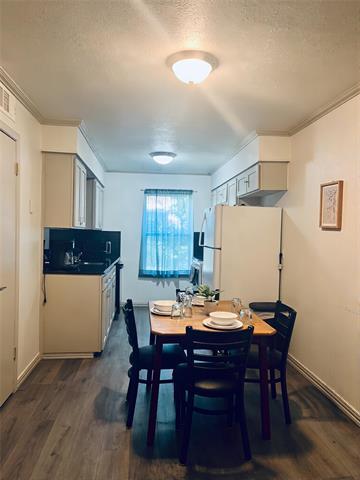 Photo - 2206 Statler Dr