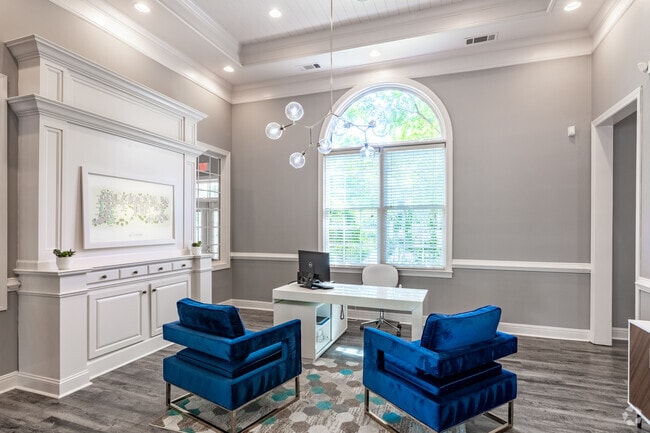 Leasing Center