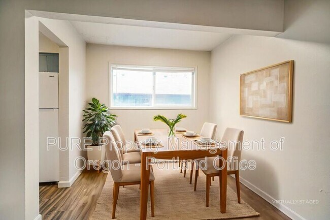 Photo - 760 Plymouth Dr NE