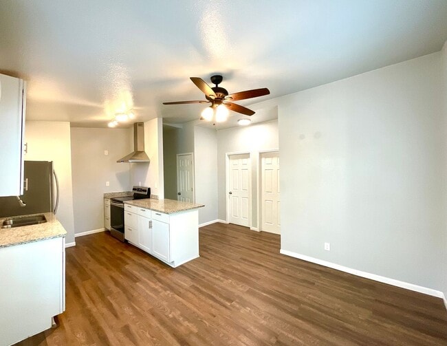 Photo - 710 Virginia Blvd