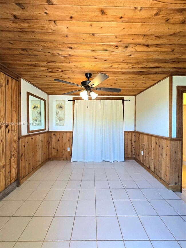 27660 SW 162nd Ave Unit side