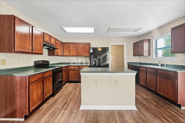 12144 Brushfield Ln