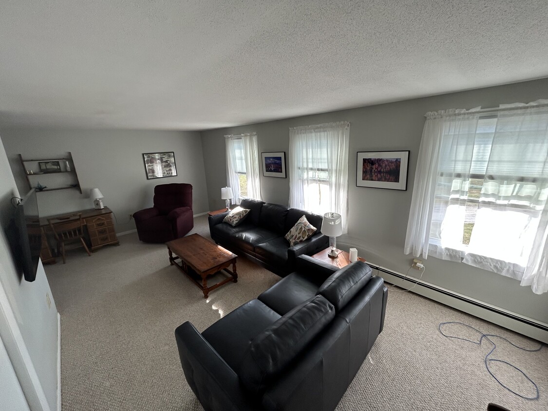 Photo - 31 Highlander Dr (Jeffersonville, VT)