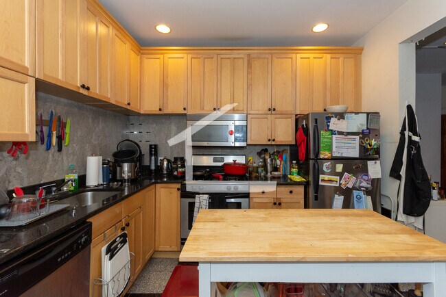 Photo - 69 Babcock St Condo Unit 2