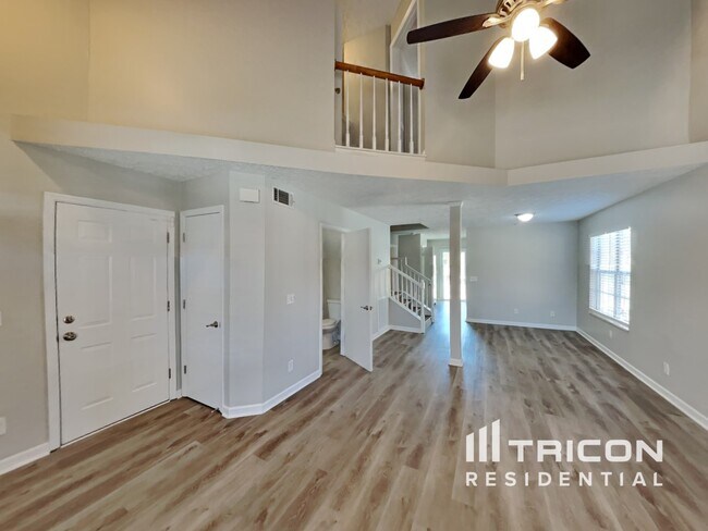 Photo - 2773 Riverbend Dr