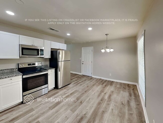 Photo - 2182 Chestnut Log Loop