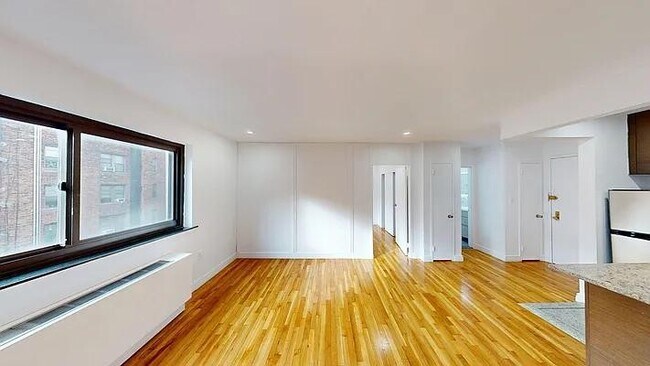 Building Photo - 50 Prince St Rental