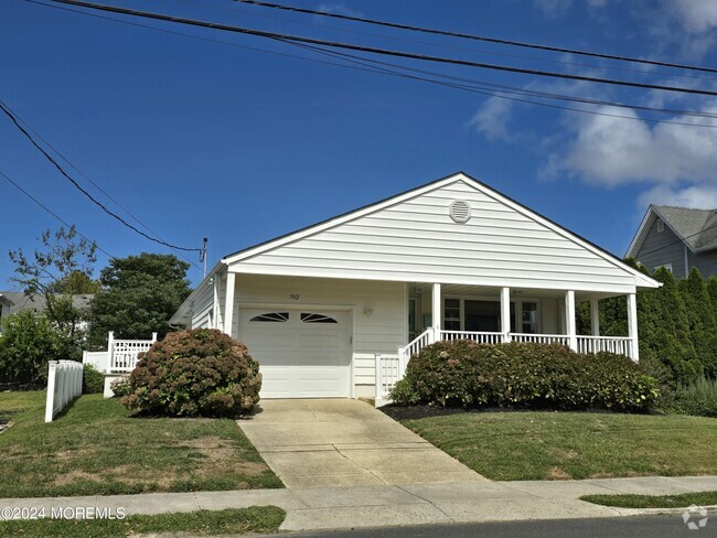 Building Photo - 502 Monmouth Ave Rental