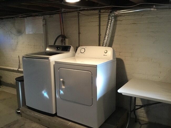 Full Basement with Laundry - 37 Waverly Pl