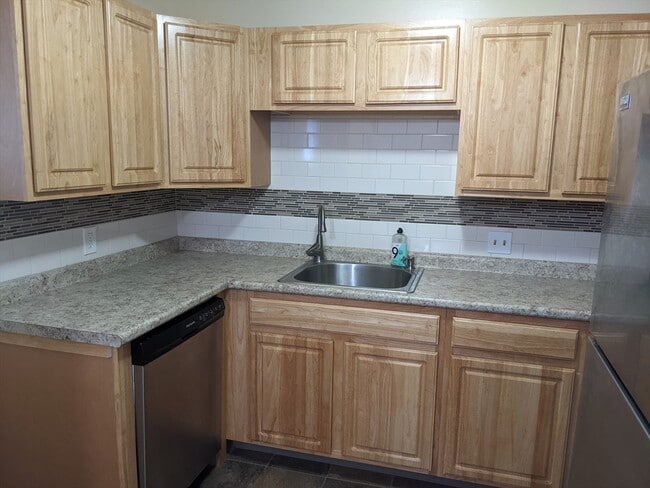 Photo - 23 Erick Rd Condo Unit 25