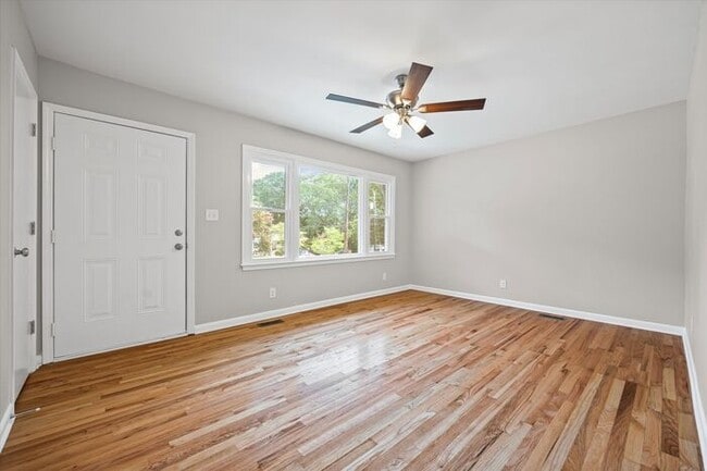 Photo - Minutes to Downtown Fort Mill - Renovated ...