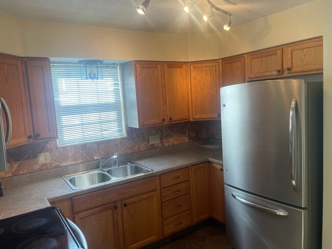 Photo - 2816 Independence St