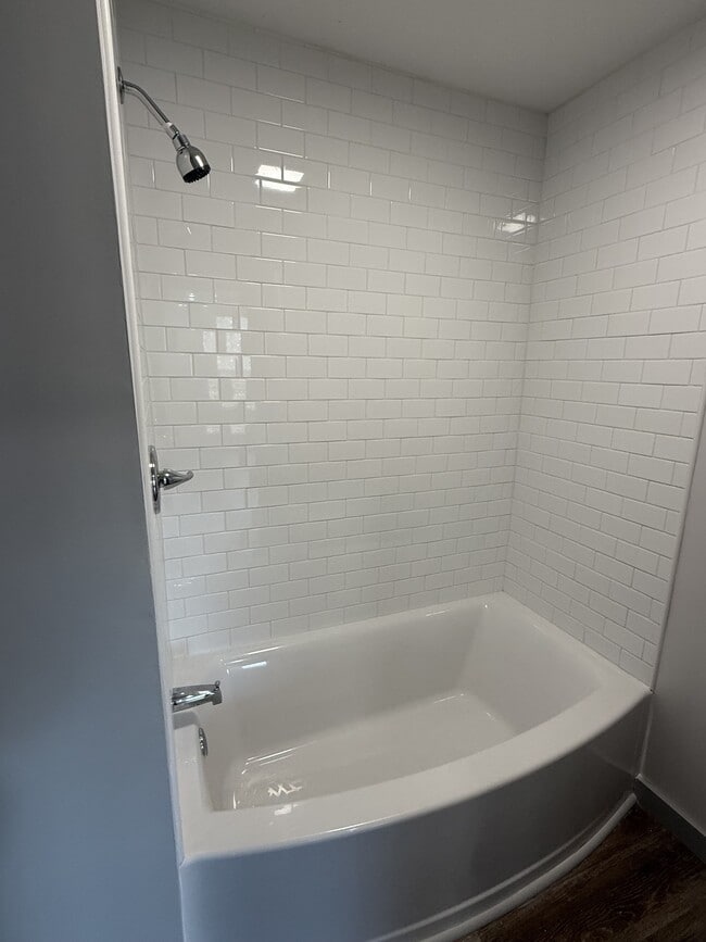 Photo - 217 Geren Dr