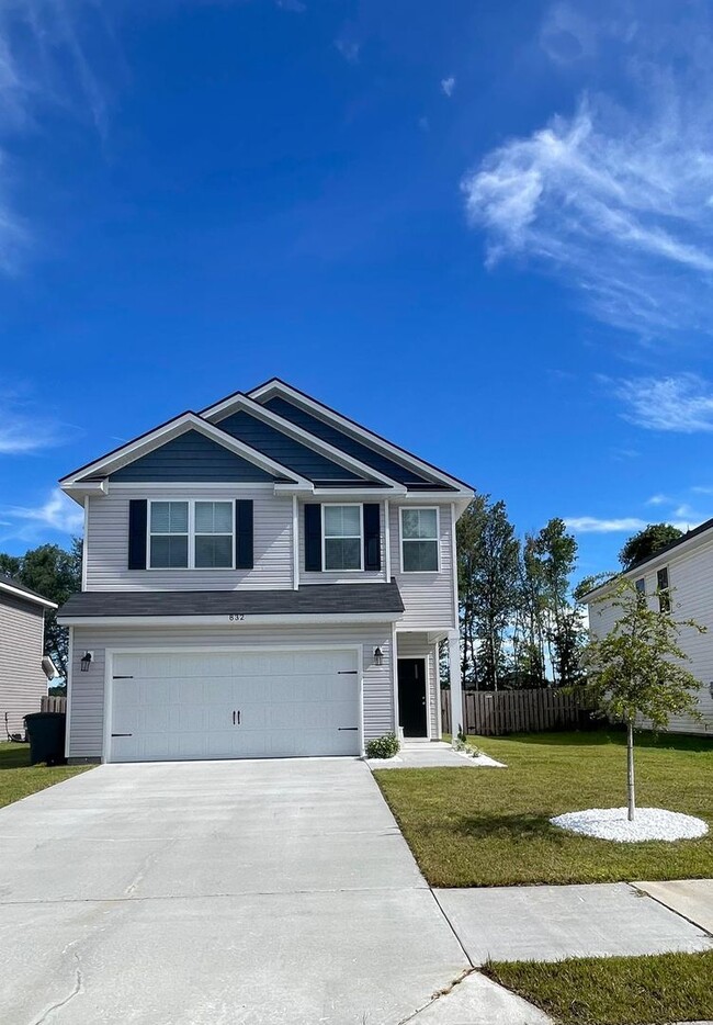 Building Photo - Beautiful 3 Bedroom, 3 Bathroom Home for Rent