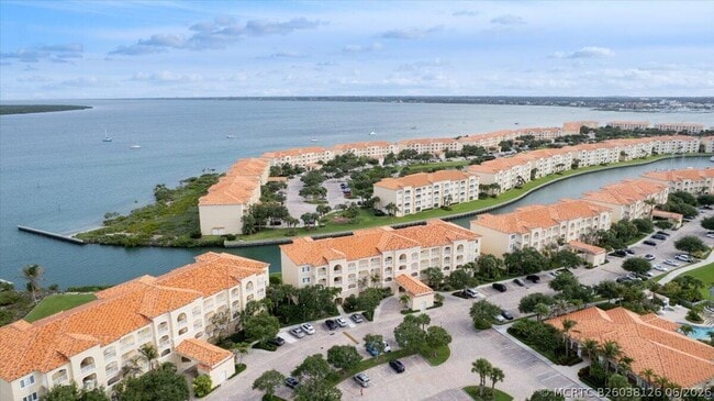 Photo - 103 Harbour Isle Dr E Unit 103