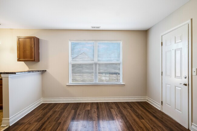 Apartamentos Clifton Place en Burlington, NC - Clifton Place Apartments