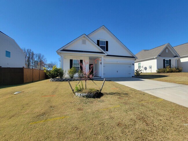 Photo - 166 Luxborough Ct