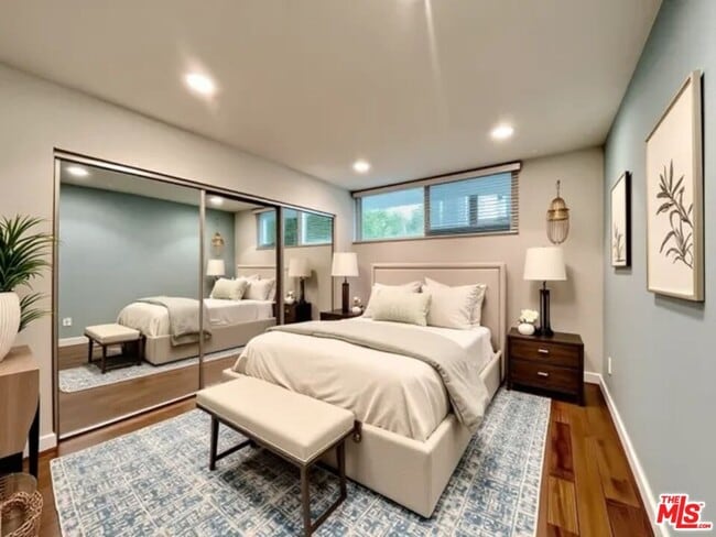 Photo - 1920 Hillcrest Rd Unidad 8