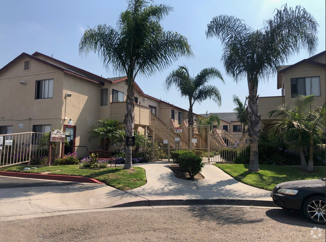 Building Photo - 55+ Senior living Unit 227 Rental