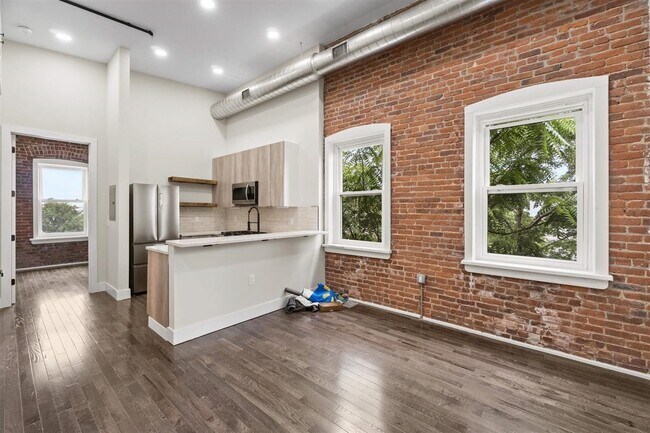 Photo - 21 W 20th St Unit 205